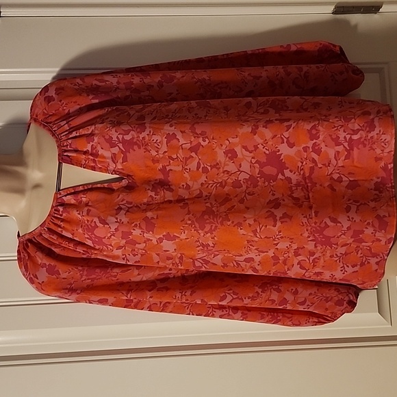 NWT The Pioneer Woman Keyhole Blouse - Picture 2 of 5